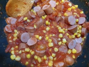 hotdog and spicy tomato pasta recipe